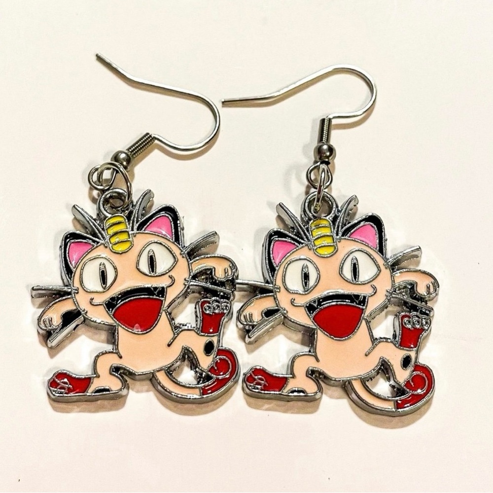 Meowth Pokémon Dangle Earrings
